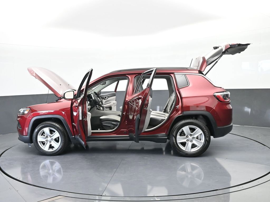 Used 2022 Jeep Compass Latitude w/ Sun and Sound Group image 75