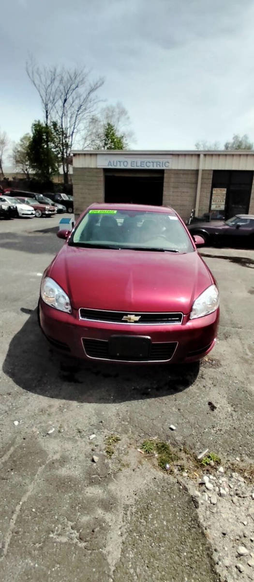 Used 2008 Chevrolet Impala LT w/ Luxury Edition Package FWD image 3