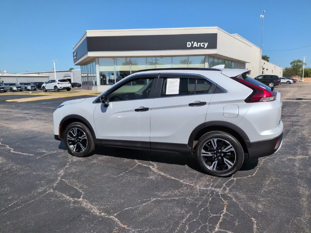 Used 2023 Mitsubishi Eclipse Cross SE AWD/4WD image 12