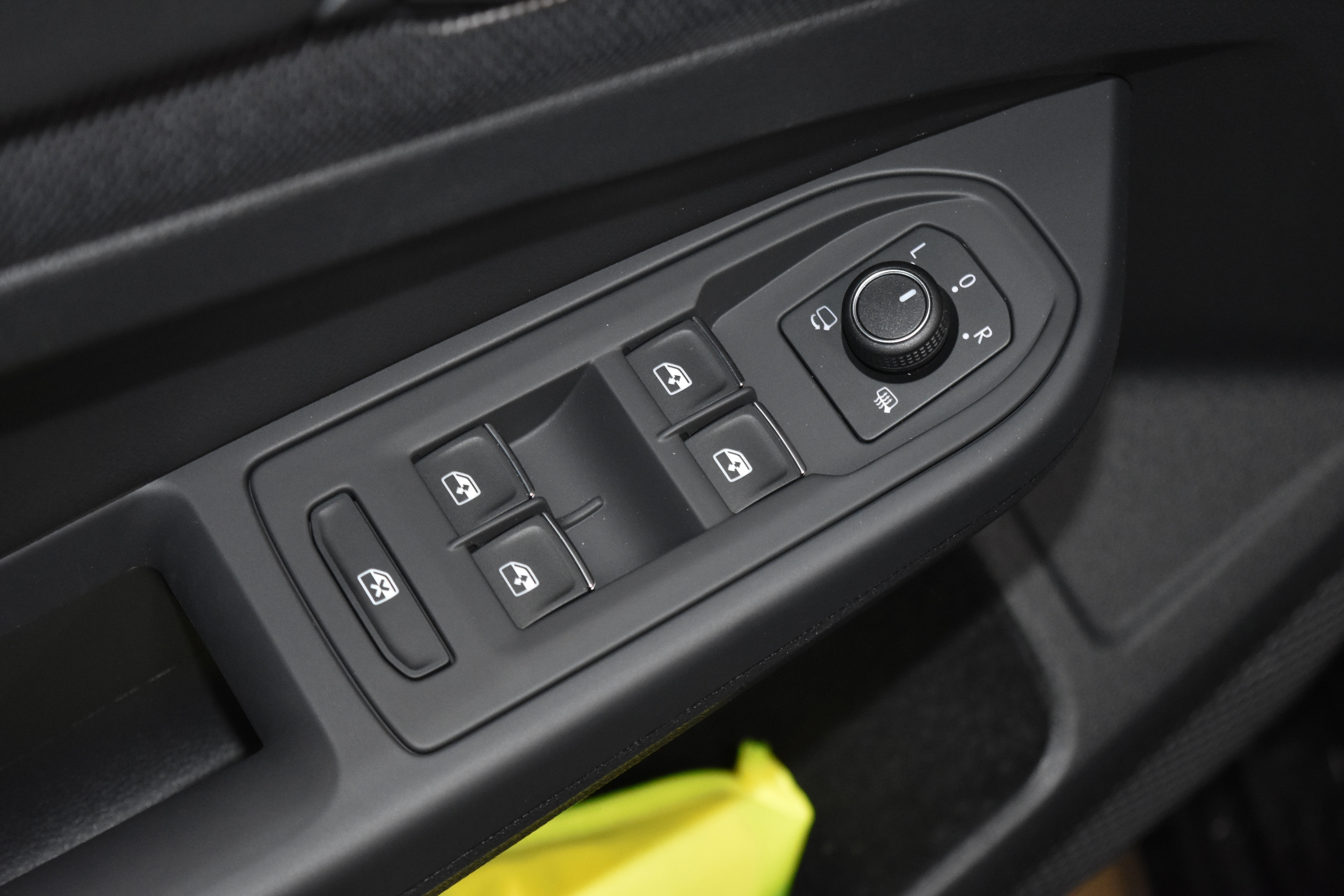 New 2026 Volkswagen Golf image 4