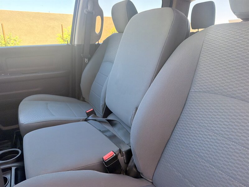 Used 2018 RAM 2500 Tradesman w/ Chrome Appearance Group AWD/4WD image 14