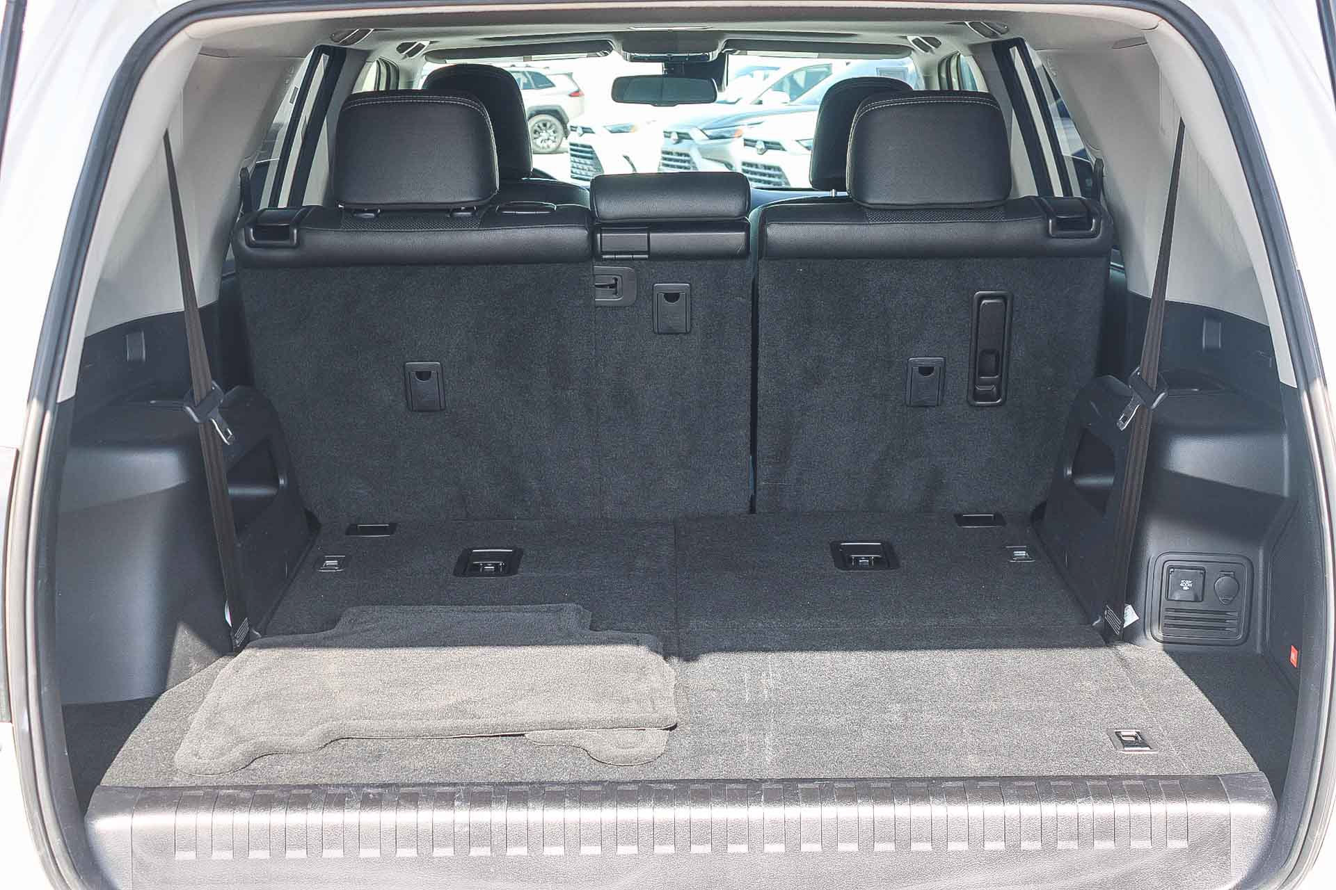 Used 2023 Toyota 4Runner Limited AWD/4WD image 25