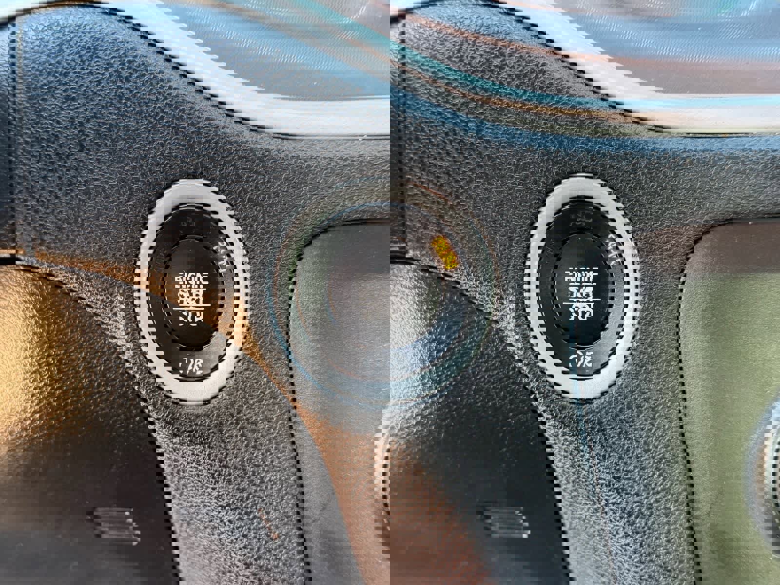 Used 2022 Dodge Charger SXT image 25