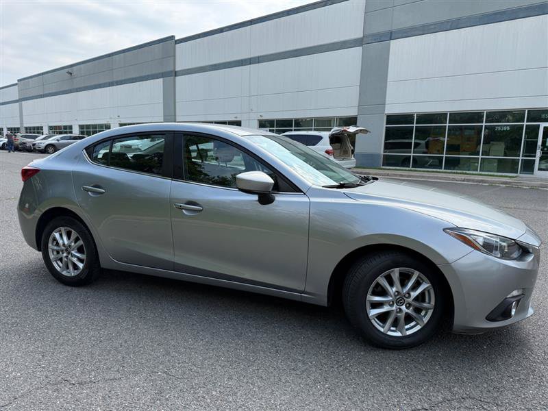 Used 2014 MAZDA MAZDA3 i Touring w/ Technology Package FWD image 13