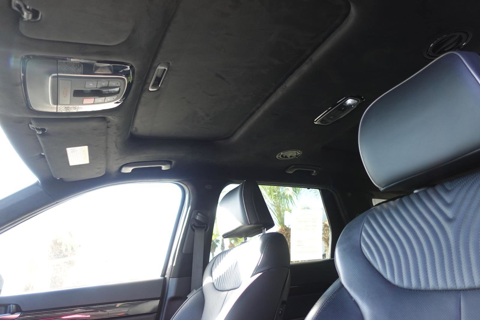 Used 2024 Hyundai Palisade Calligraphy image 30