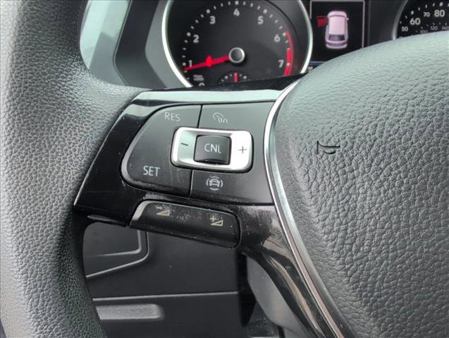 Used 2020 Volkswagen Tiguan S image 16