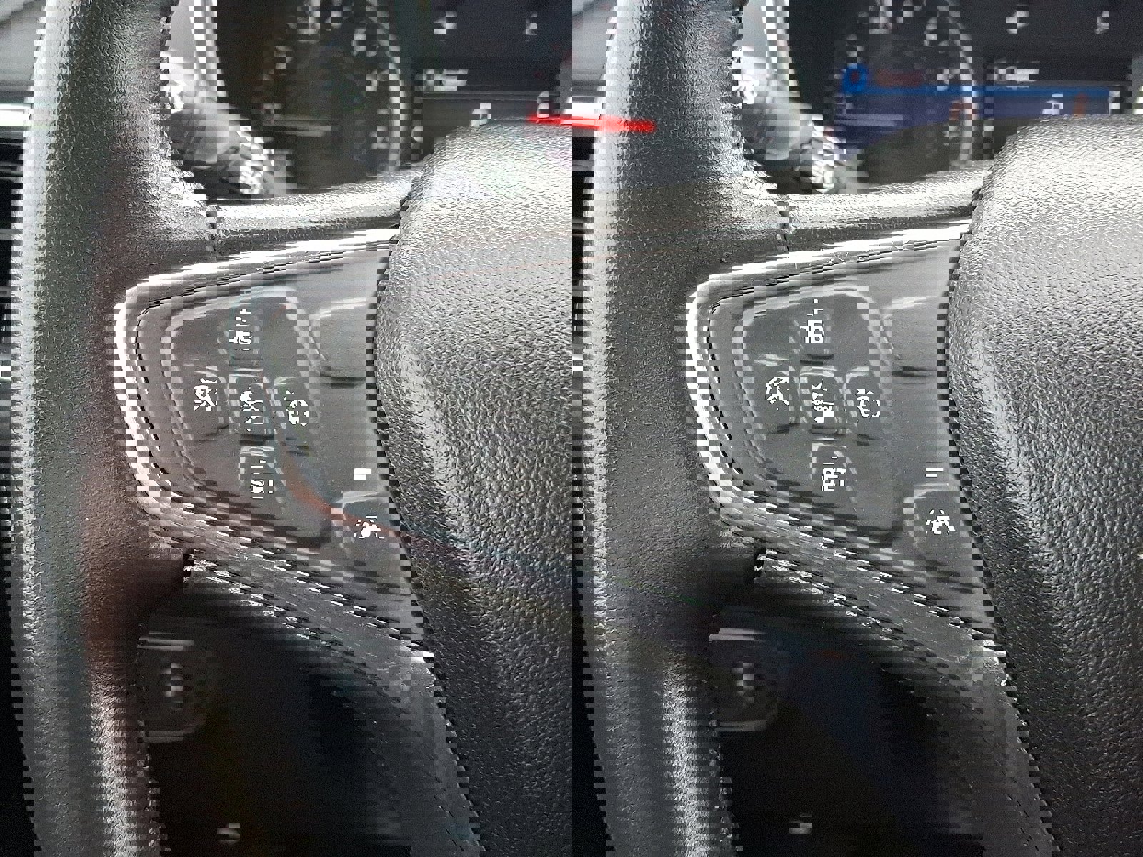 Used 2021 Chevrolet Equinox LT image 20