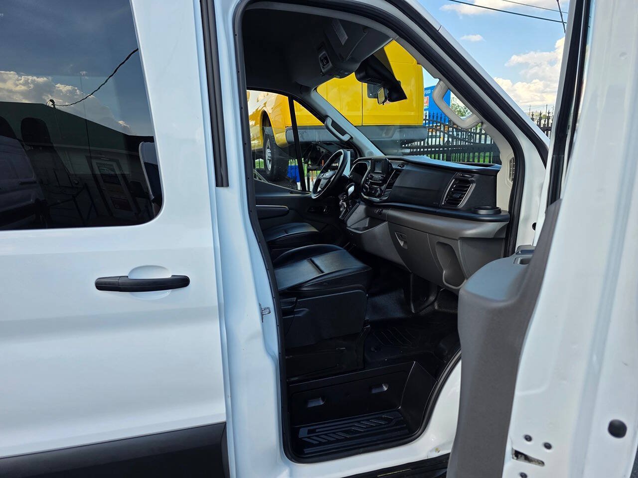 Used 2023 Ford Transit 350 XL RWD image 14