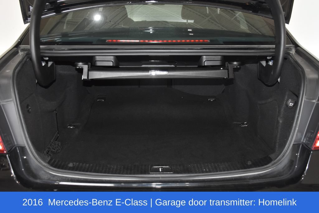 Used 2016 Mercedes-Benz E 400 4MATIC Sedan image 29