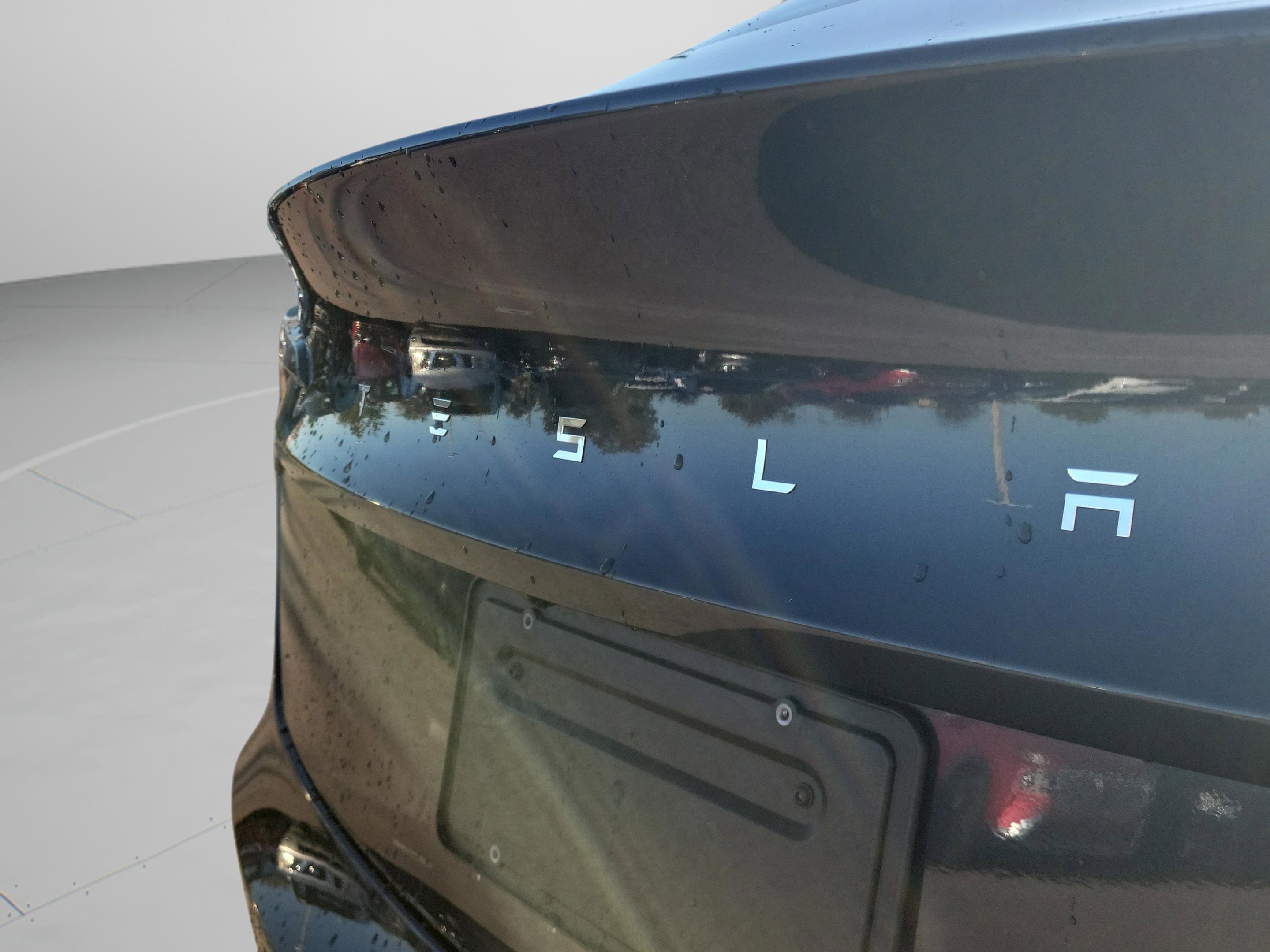 Used 2024 Tesla Model 3 image 34