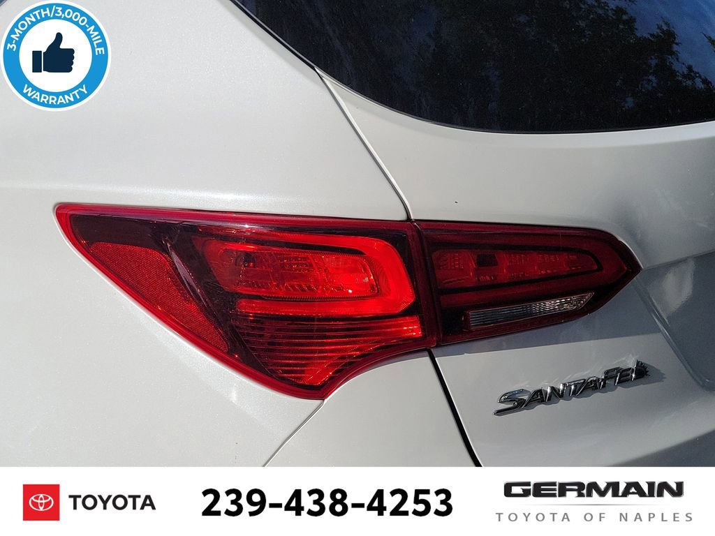 Used 2018 Hyundai Santa Fe Sport image 16