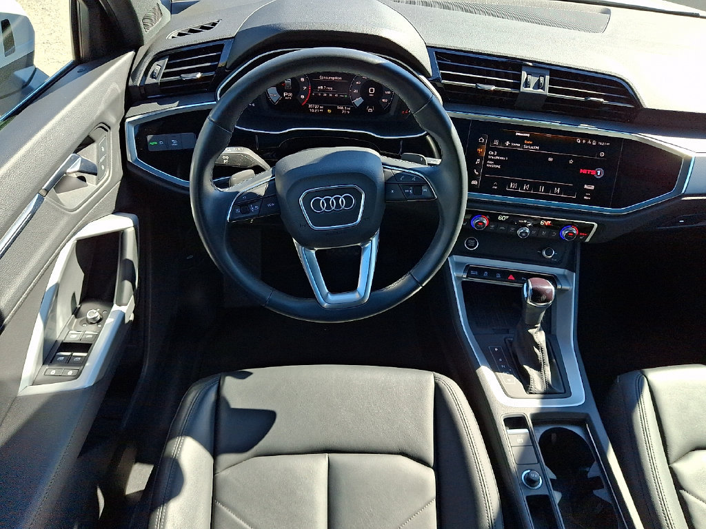 Used 2024 Audi Q3 2.0T Premium Plus w/ Premium Plus Package AWD/4WD image 12