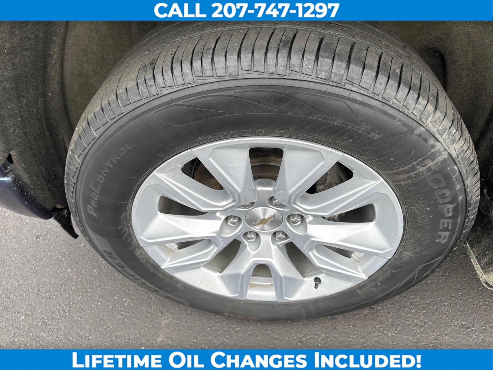 Used 2023 Chevrolet Silverado 1500 Custom AWD/4WD image 9