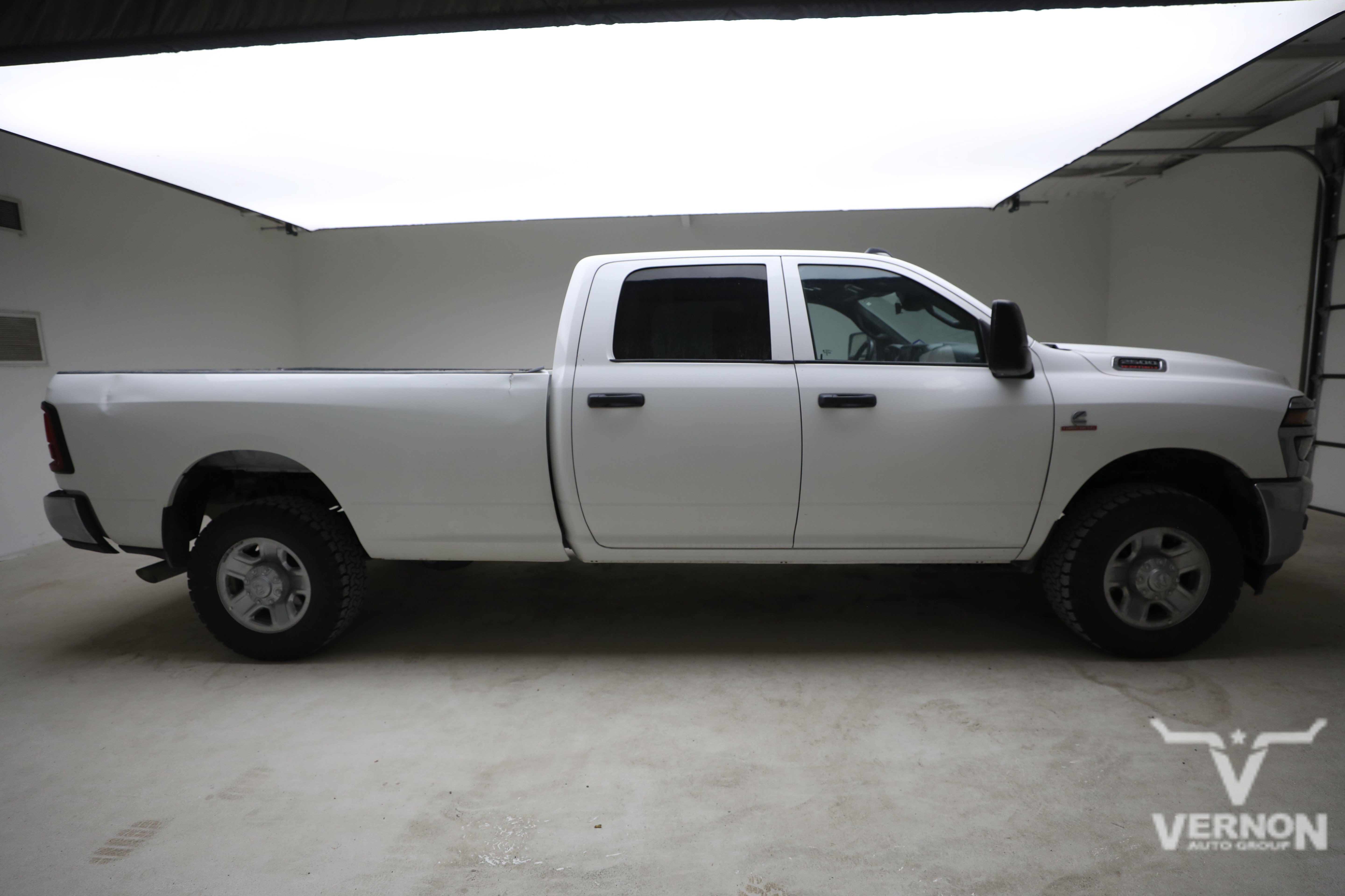 Used 2025 RAM 2500 Tradesman w/ Chrome Appearance Group AWD/4WD image 6