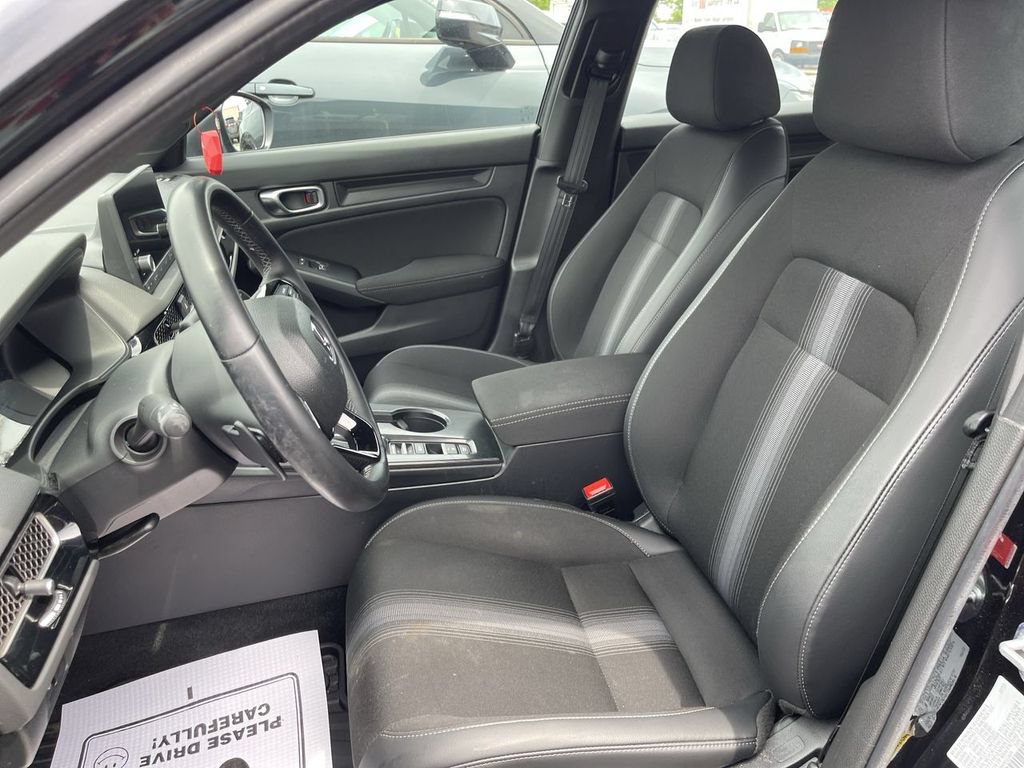 Used 2023 Honda Civic Sport image 5