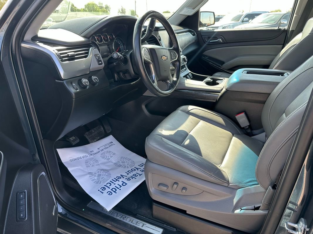 Used 2019 Chevrolet Suburban LT image 35