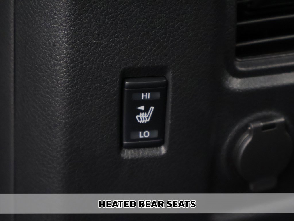 Used 2021 Nissan Titan PRO-4X w/ Pro-4x Convenience Package image 10