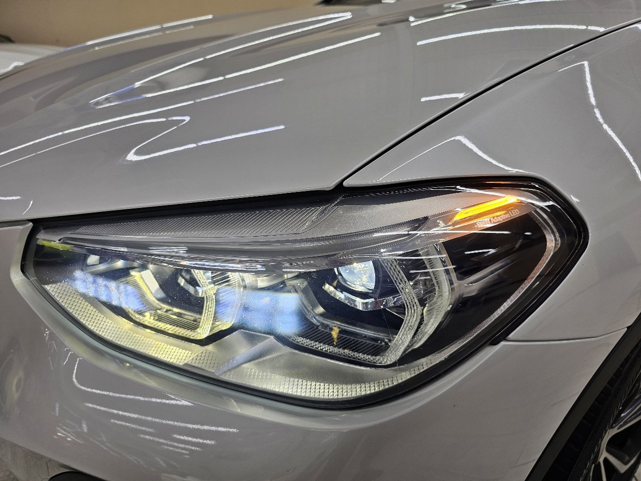 Used 2020 BMW X4 xDrive30i w/ Executive Package image 11