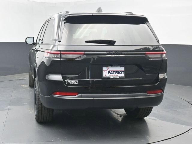 New 2026 Jeep Grand Cherokee Limited w/ Limited Altitude Package AWD/4WD image 4
