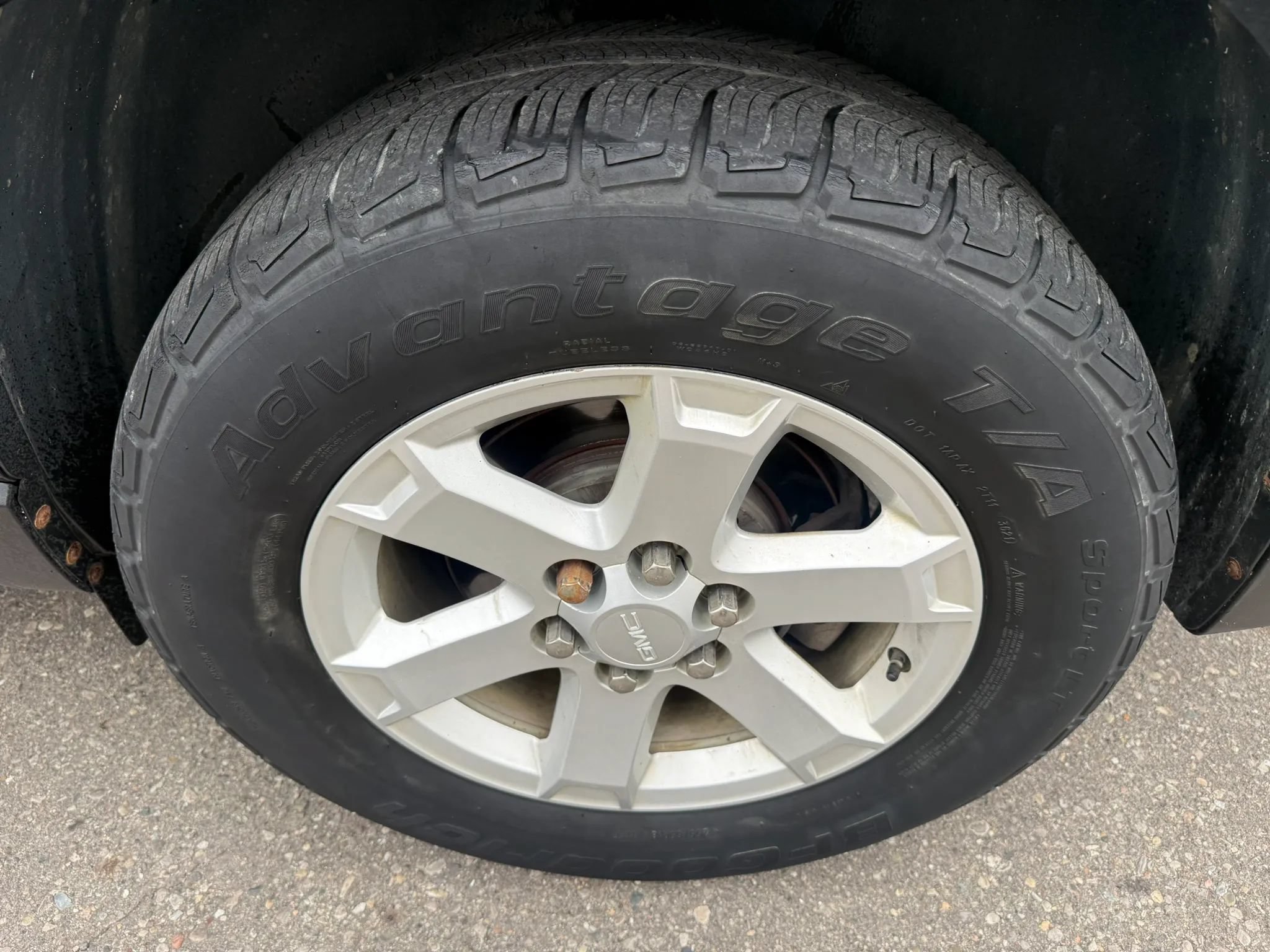 Used 2013 GMC Acadia SLE AWD/4WD image 10