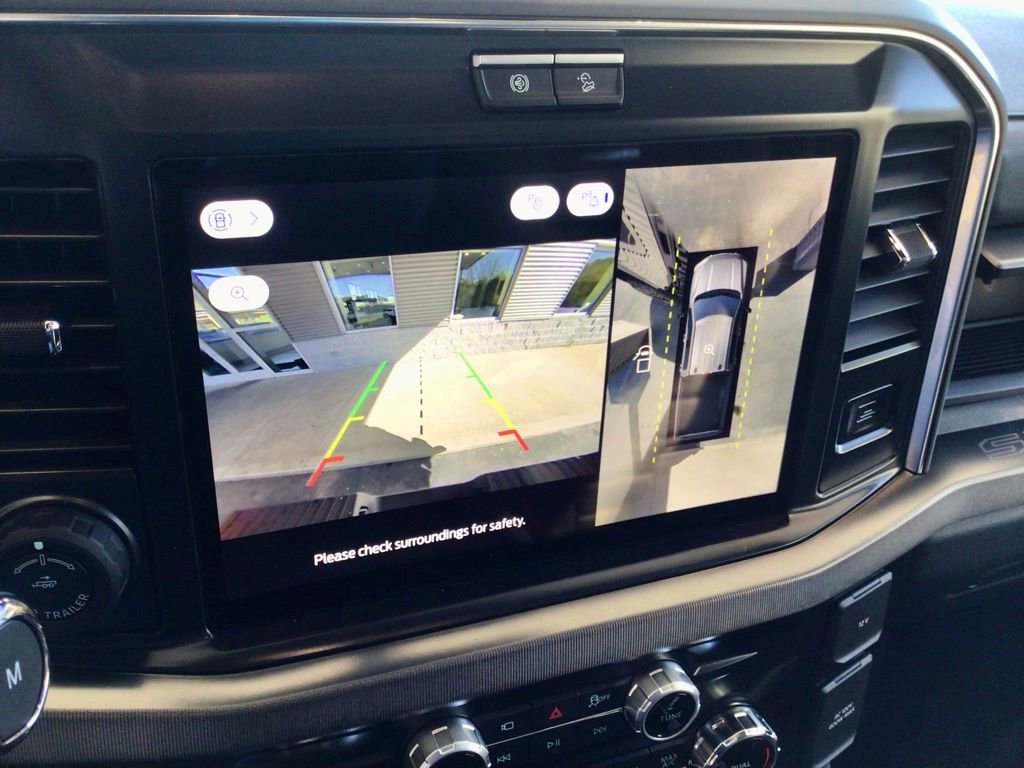 New 2026 Ford F350 Platinum w/ Tremor Off-Road Package image 3