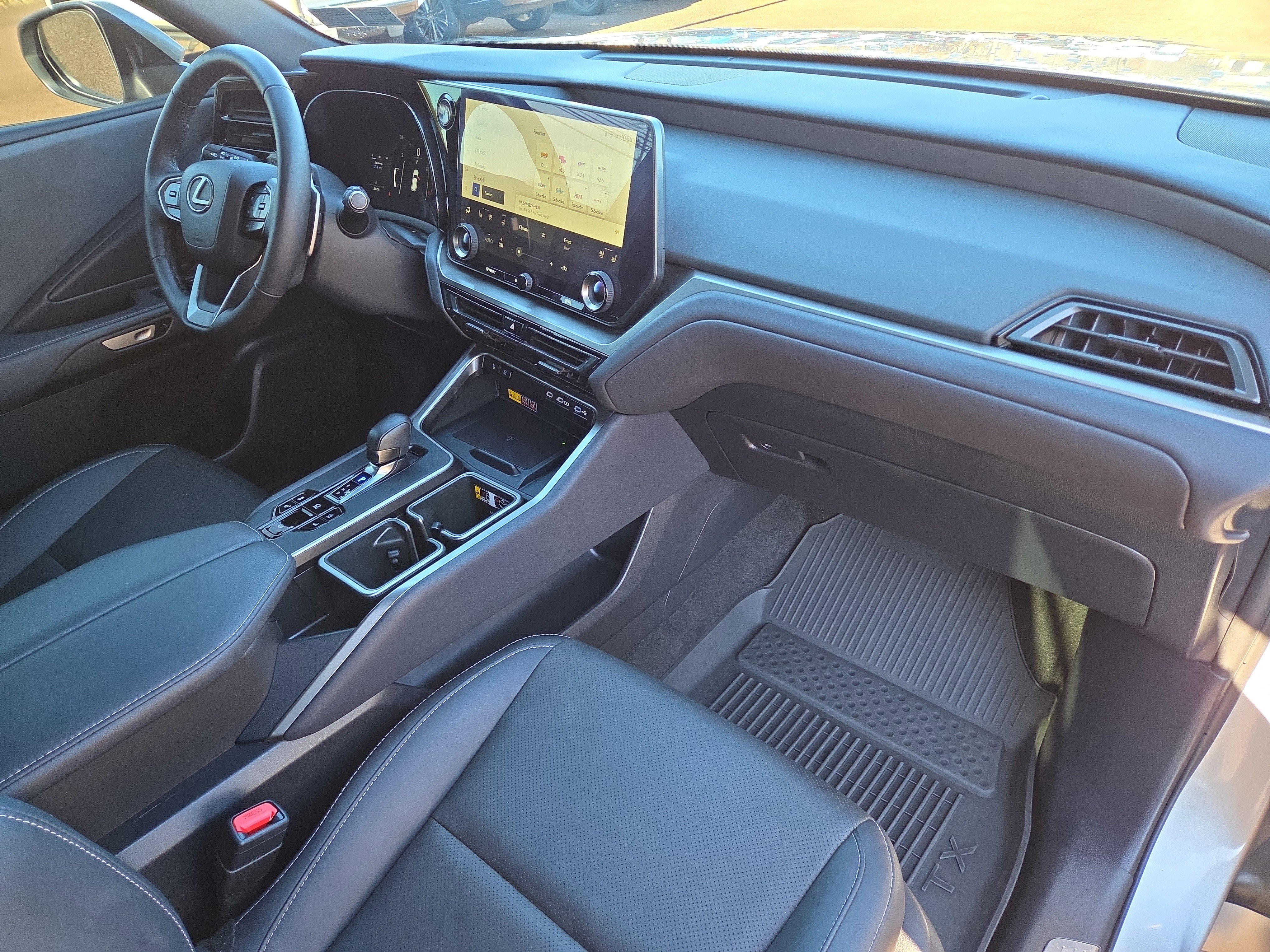 Used 2024 Lexus TX 350 Premium image 18