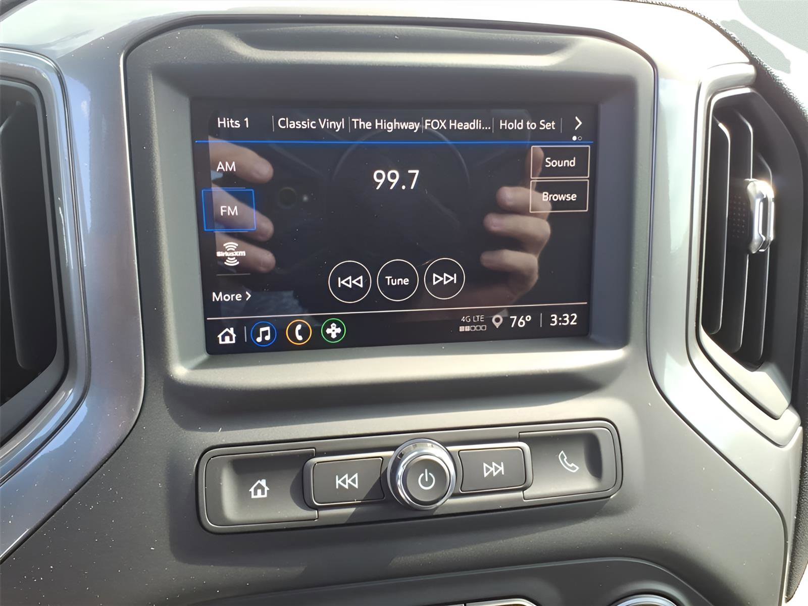 New 2026 Chevrolet Silverado 1500 Custom w/ LPO, Dark Essentials Package image 21