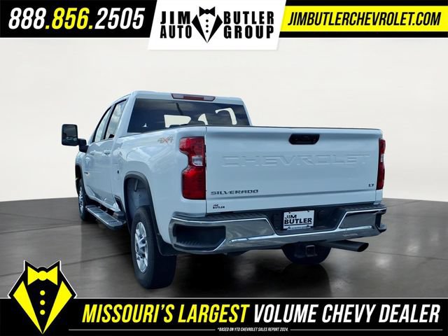 Used 2025 Chevrolet Silverado 2500 LT w/ Convenience Package AWD/4WD image 2