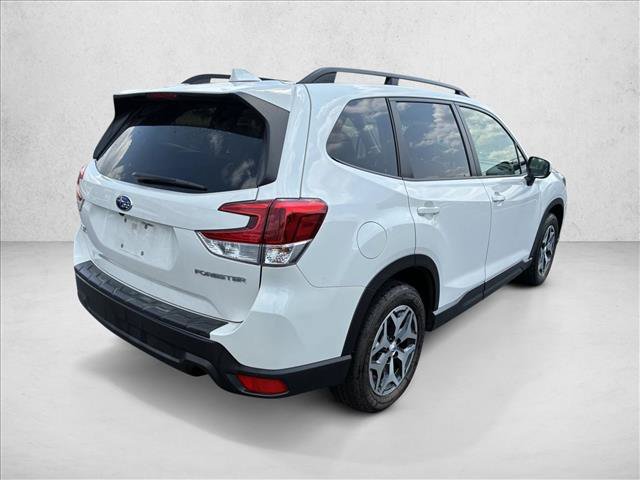 Used 2020 Subaru Forester Premium AWD/4WD image 5