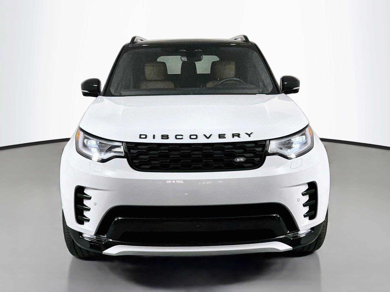 New 2026 Land Rover Discovery Dynamic SE AWD/4WD image 2