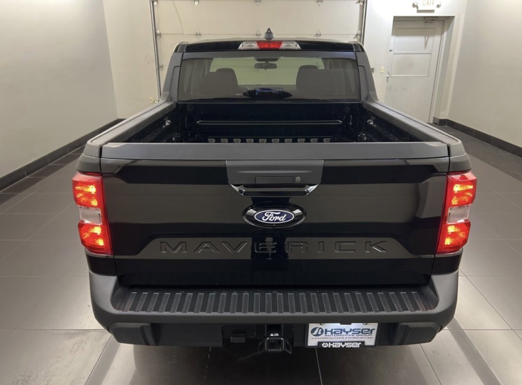 New 2025 Ford Maverick XL image 5