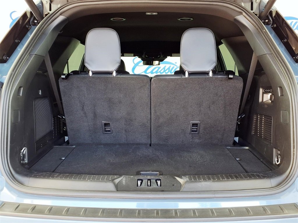 Used 2025 Ford Explorer ST image 10