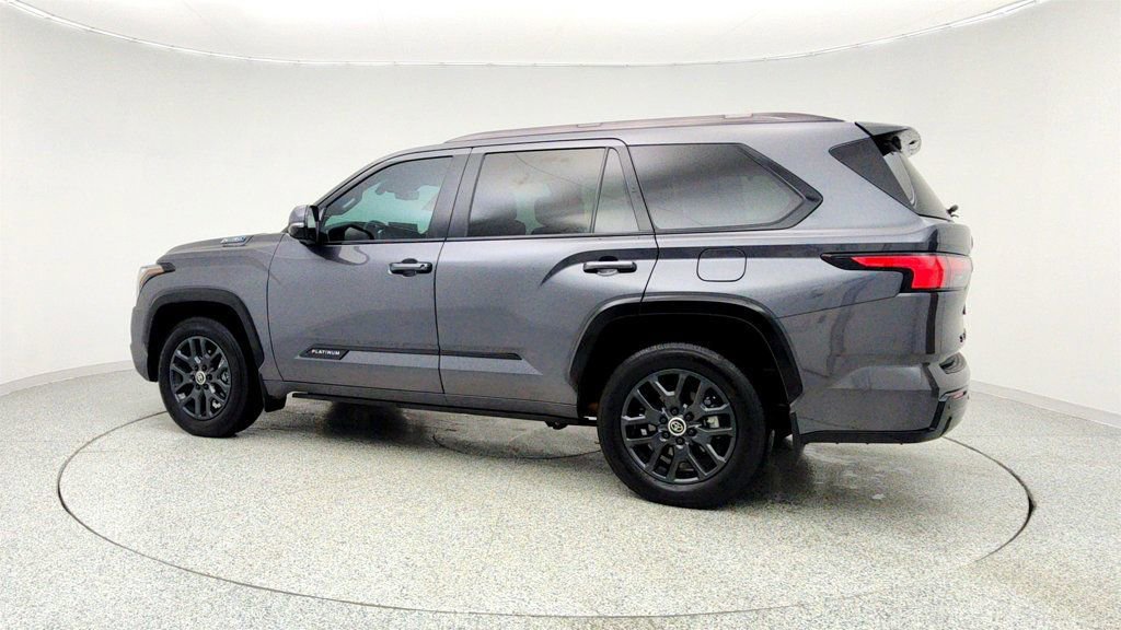 Used 2024 Toyota Sequoia Platinum image 7