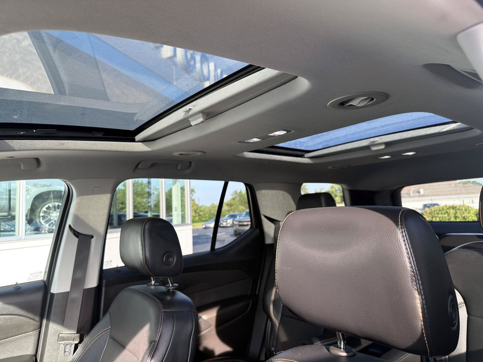 Used 2019 Chevrolet Traverse Premier w/ Redline Edition FWD image 28