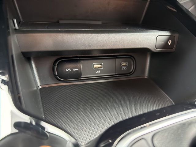 Used 2025 Kia Soul EX image 28