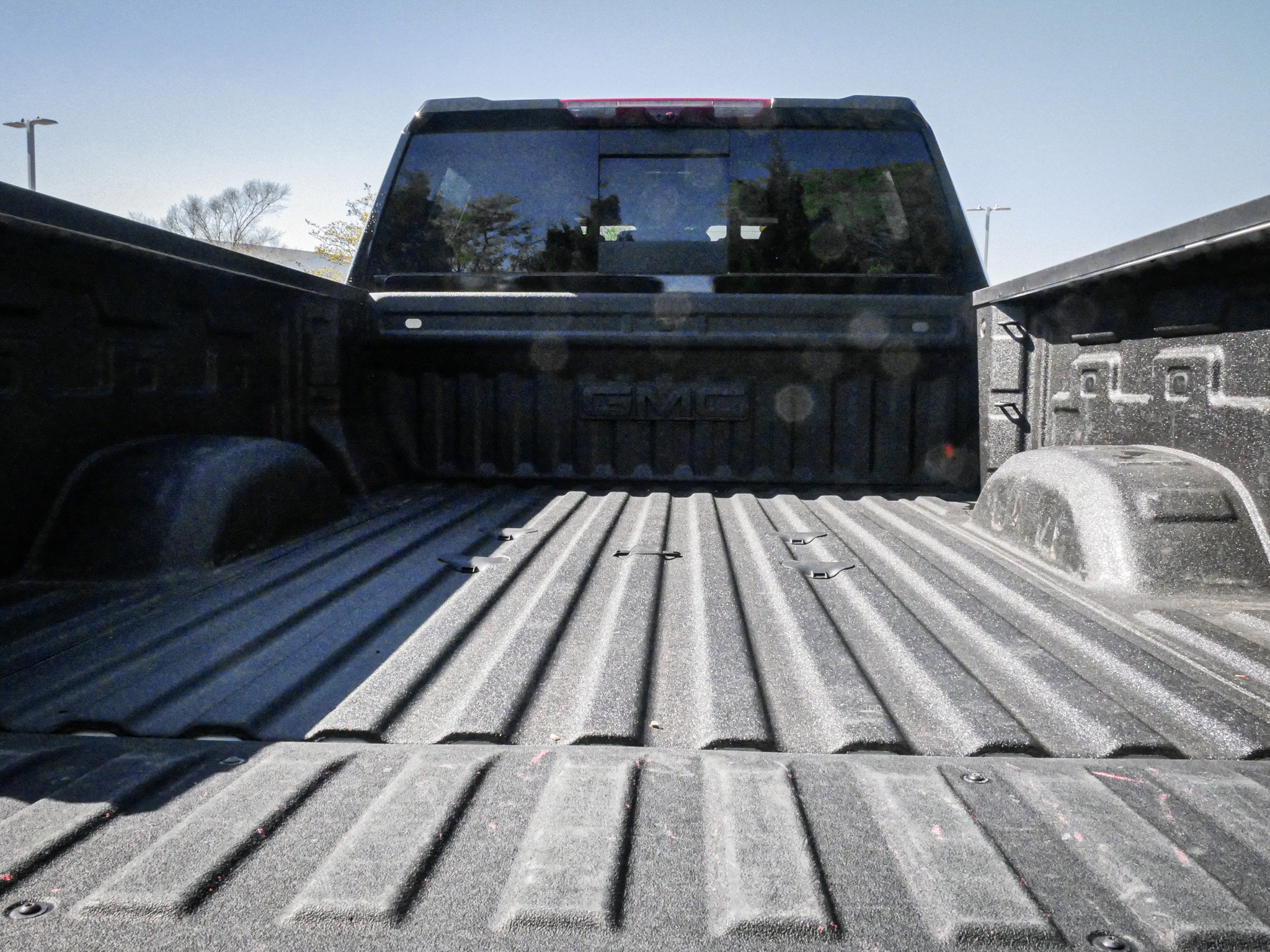 Used 2025 GMC Sierra 2500 Denali Ultimate image 32