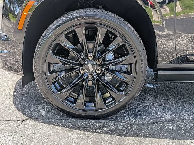 New 2026 Cadillac Escalade ESV Platinum Sport w/ LPO, ONYX Package AWD/4WD image 11