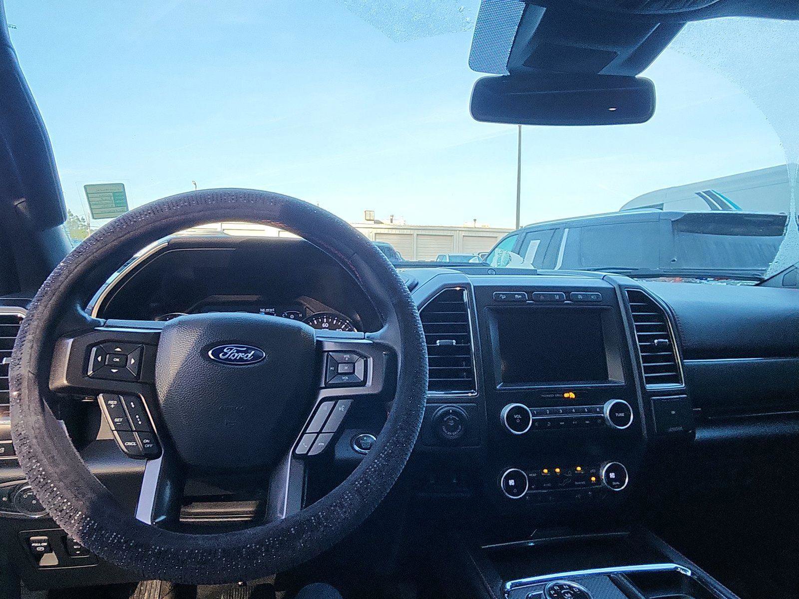 Used 2021 Ford Expedition Limited image 17