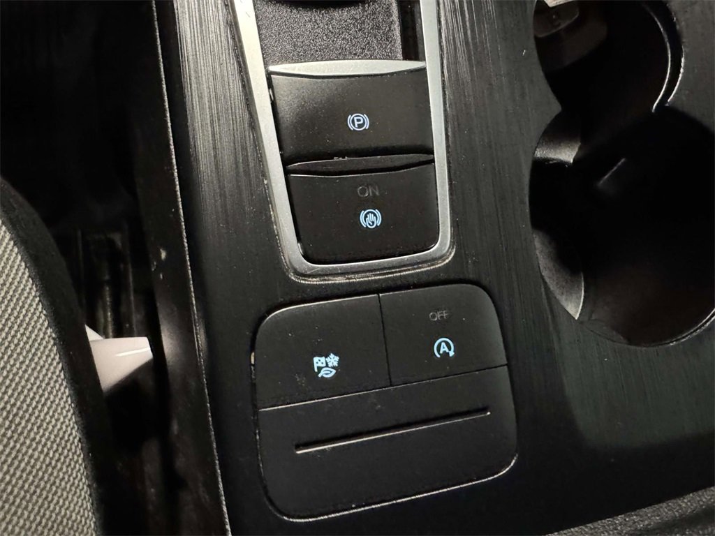 Used 2022 Ford Escape SE w/ Convenience Package image 25