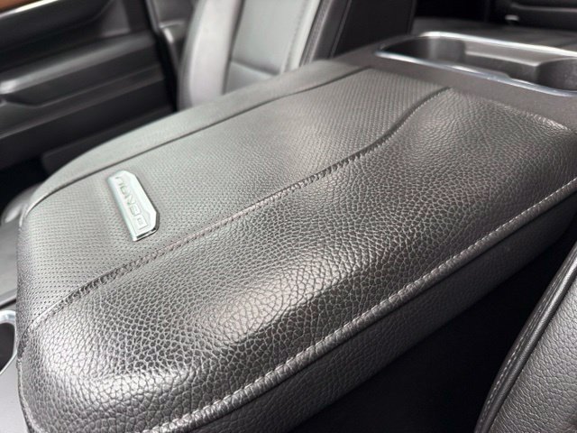 Used 2024 GMC Sierra 2500 Denali w/ Denali Reserve Package AWD/4WD image 36
