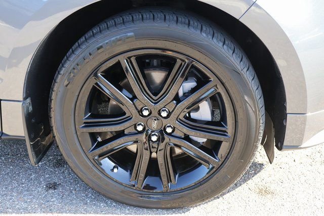 Used 2021 Ford Edge ST-Line image 9