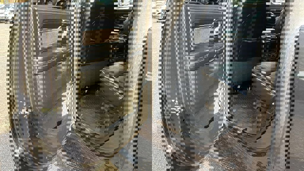 Used 2022 RAM 3500 Laramie image 19