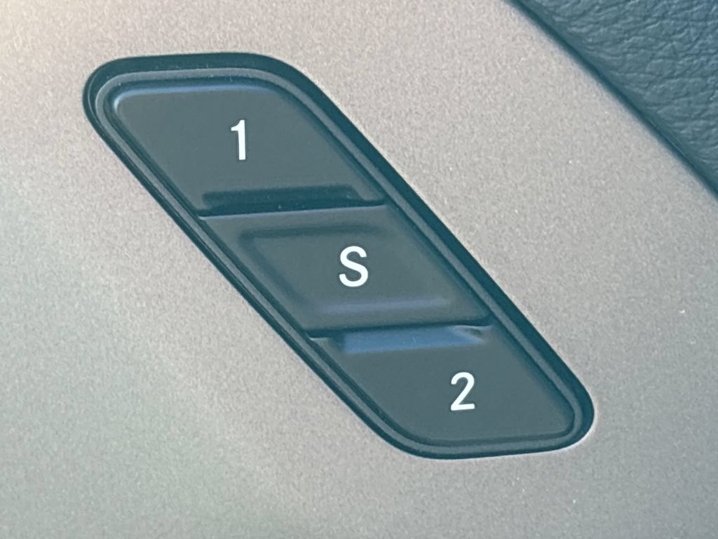 New 2027 Chrysler Pacifica Select FWD image 34
