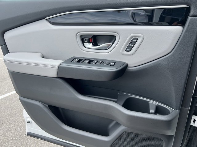 New 2025 Honda Pilot EX-L image 23