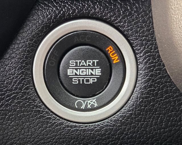 Used 2024 RAM 2500 Laramie AWD/4WD image 25