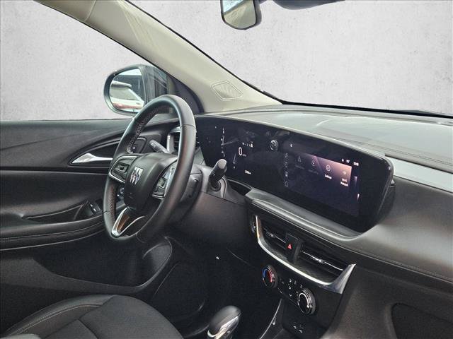 Used 2025 Buick Encore GX Preferred FWD image 11