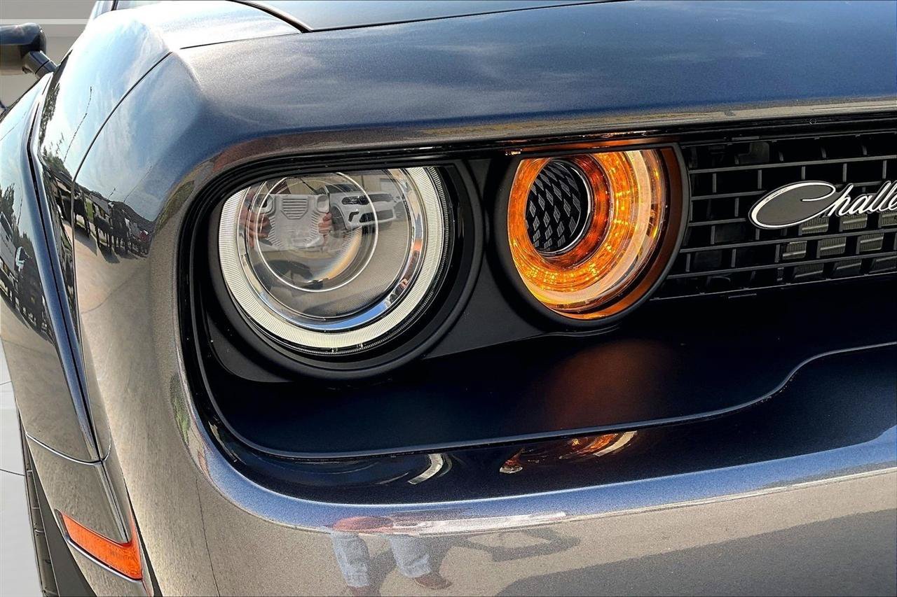 Used 2020 Dodge Challenger R/T Scat Pack RWD image 32