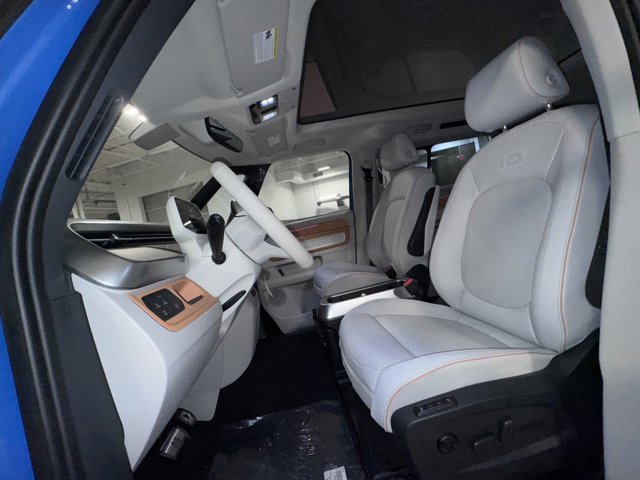 New 2025 Volkswagen ID. Buzz 1st Edition image 51