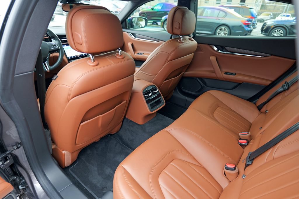 Certified 2023 Maserati Quattroporte Modena Q4 AWD/4WD image 27