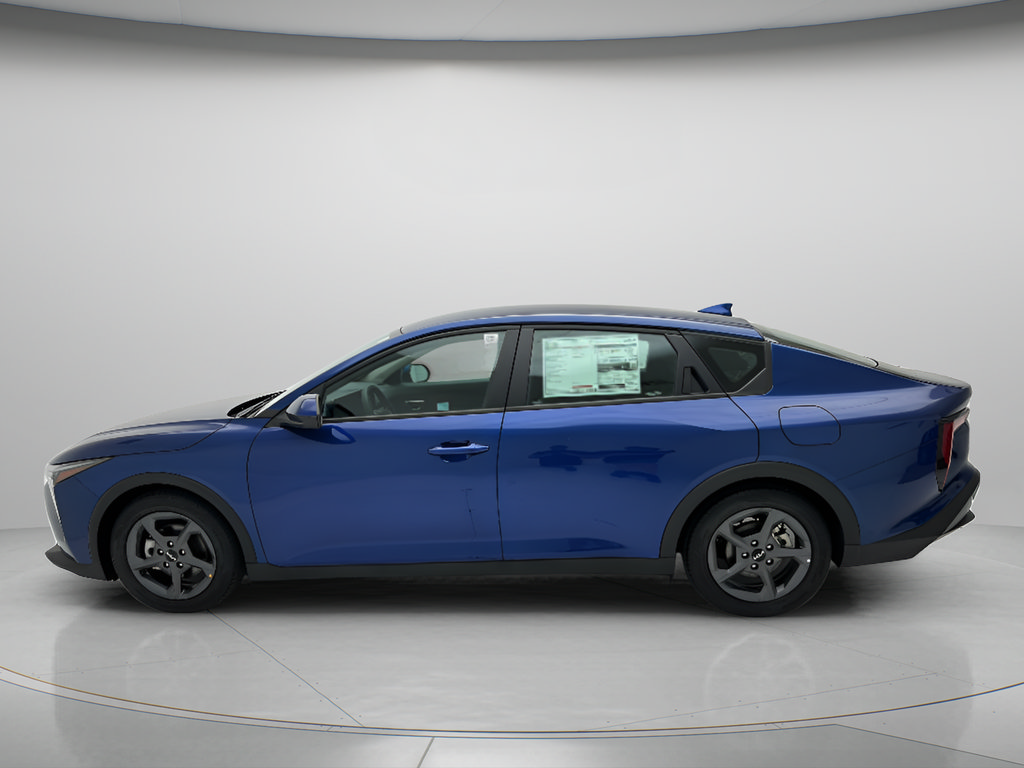 Used 2025 Kia K4 LXS FWD image 8